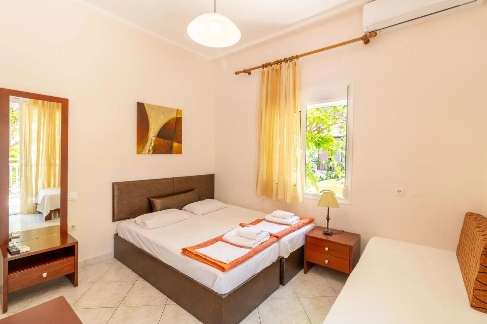 Iliadis House Apartment Sarti